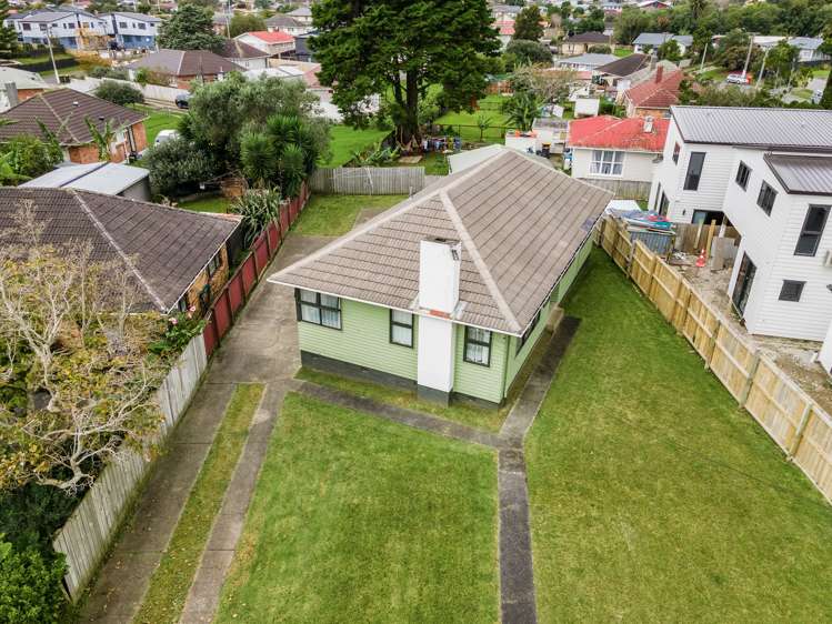 67 Preston Road Clover Park_23