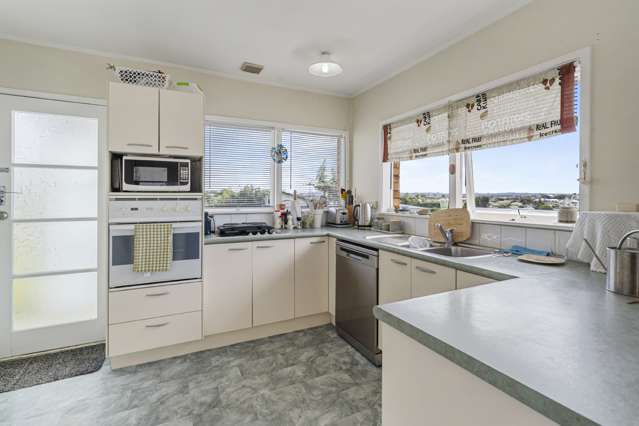 4/12 Aramoana Avenue Devonport_3