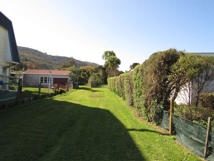 45 Blakes Approach Mahia_7