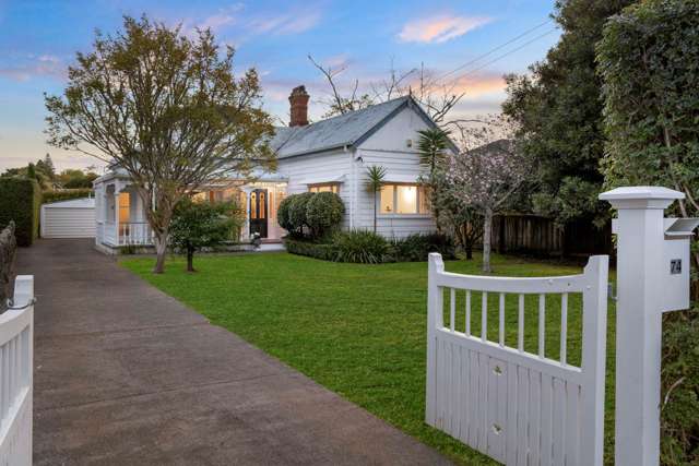 74 King George Avenue Epsom_1