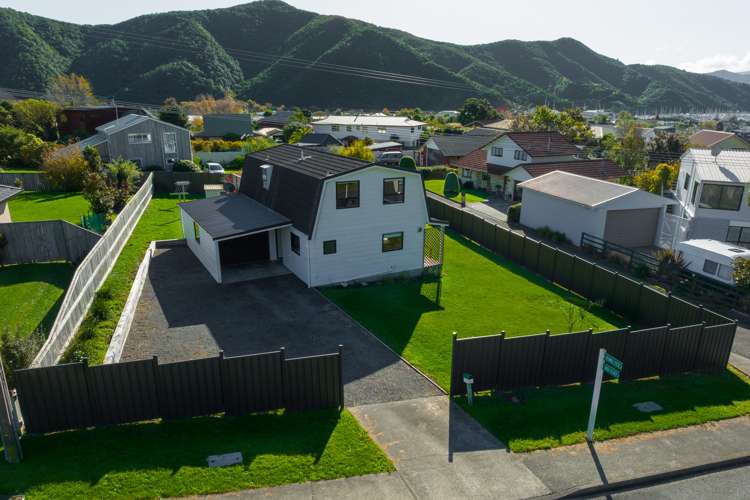39 Moana View Road Waikawa_23