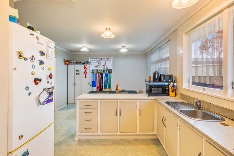 38 Holdsworth Avenue Trentham_7