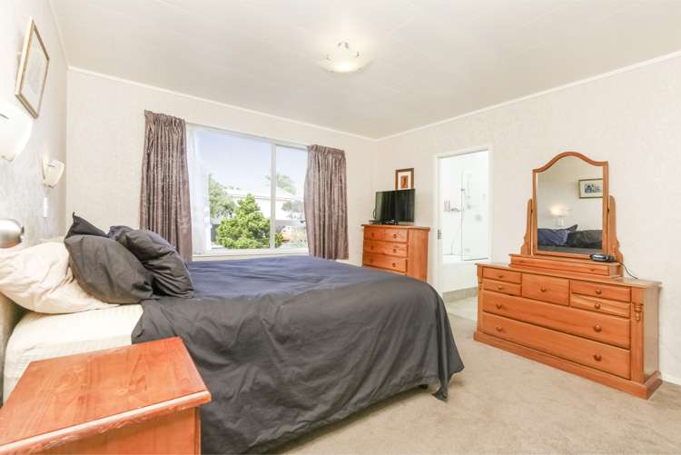 17 Woodvale Road Glen Eden_8