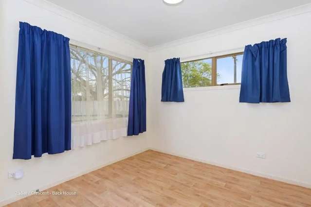 2A Sare Crescent Fairfield_4