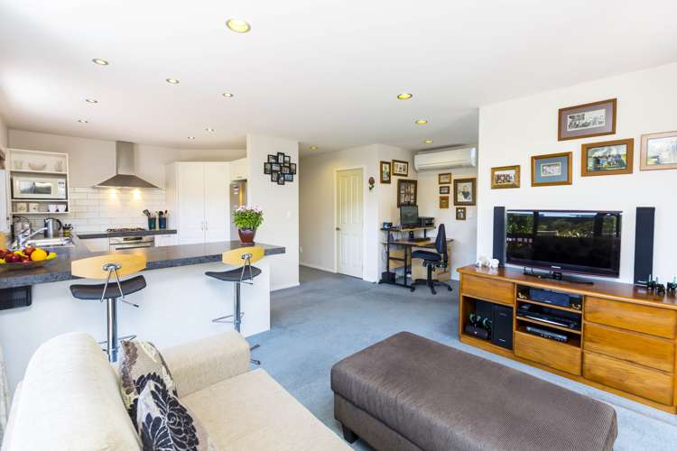 27 Mcewen Crescent Riverstone Terraces_7