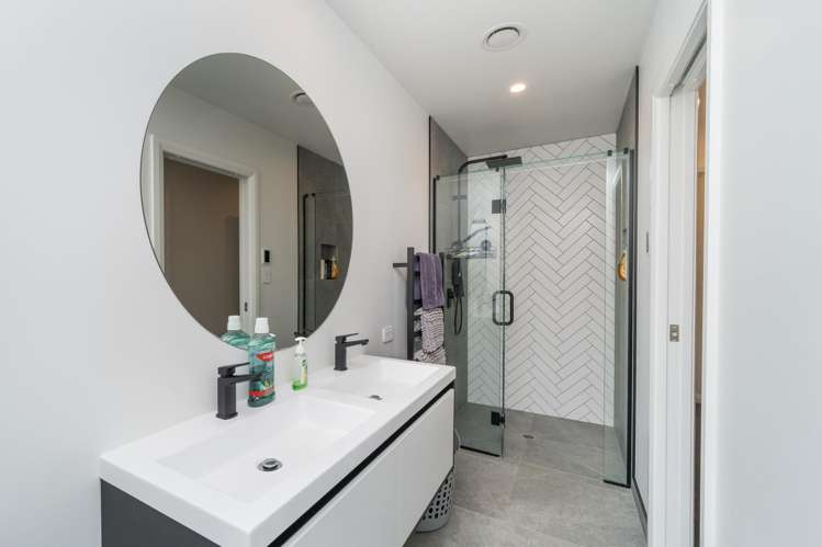 61 Freedom Drive Kelvin Grove_21