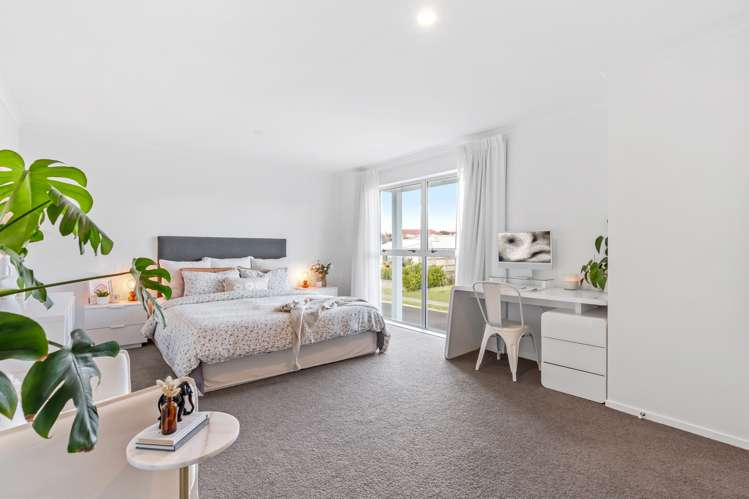 9 Symes Drive Red Beach_16