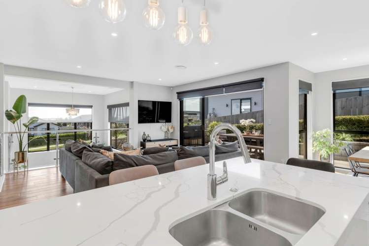 18 Keshvara Road Beachlands_22