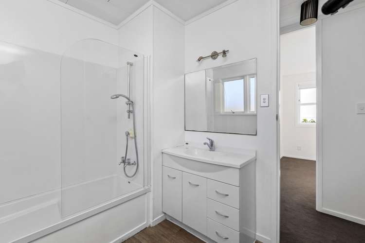 18a Rishworth Avenue Stanmore Bay_11