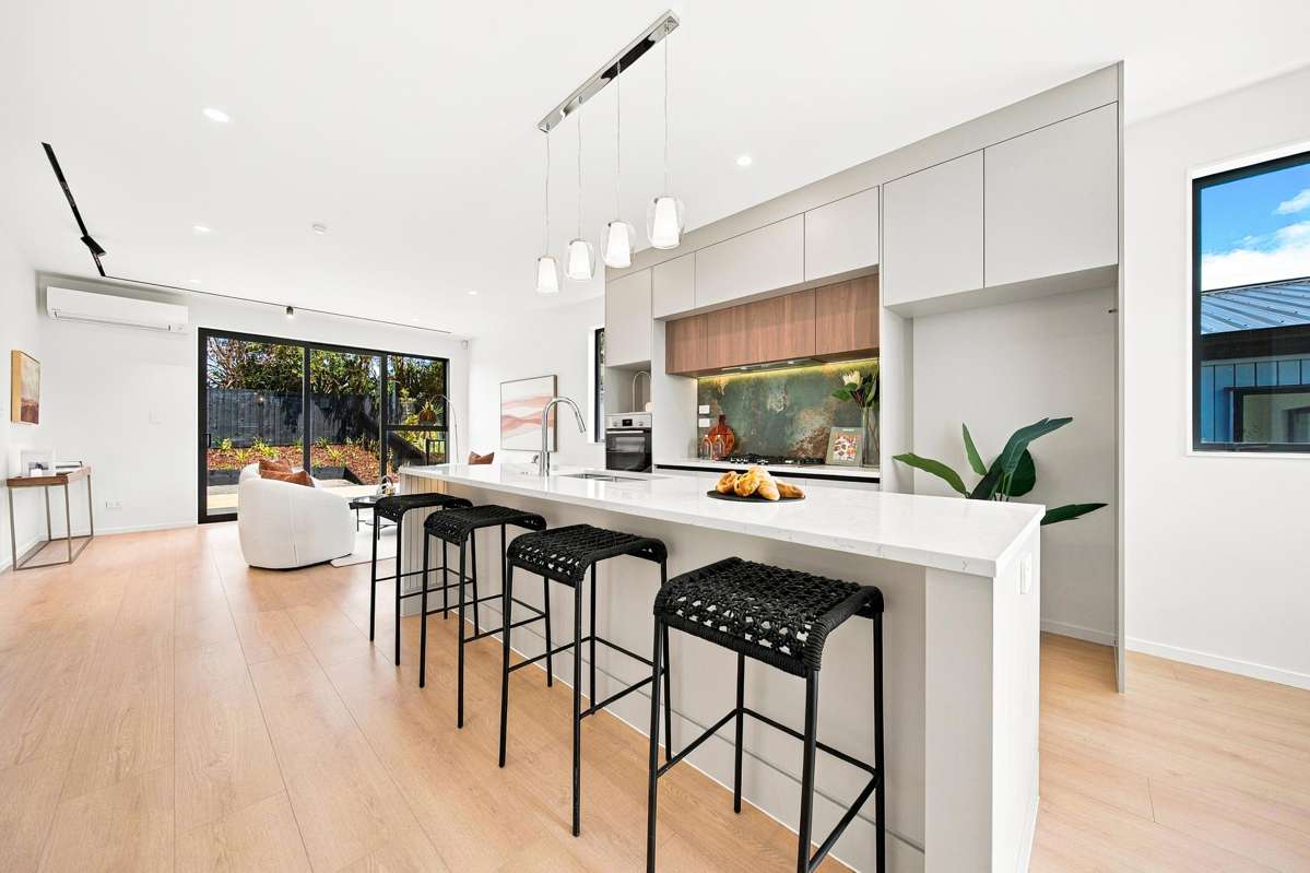 242A West Hoe Heights_1