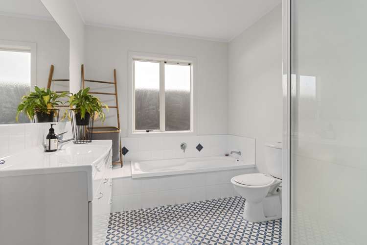 70b Matua Road Matua_12