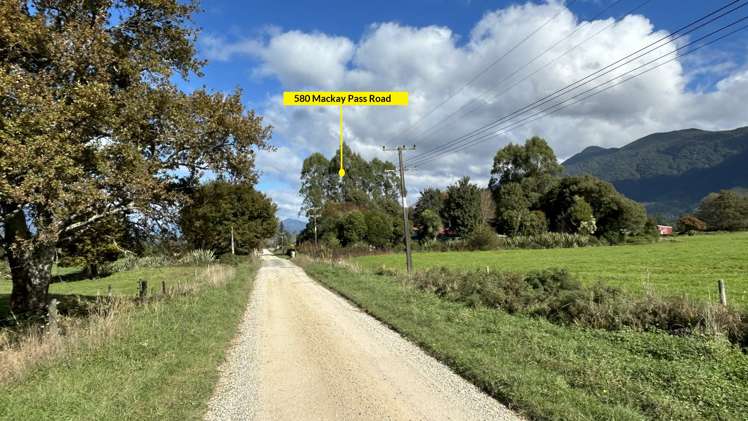 580 Mackay Pass Road_1
