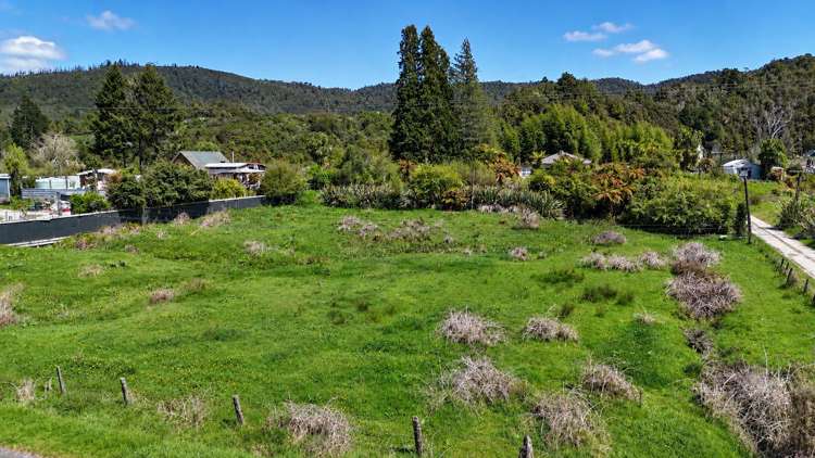 28 Gladstone Street Seddonville_1