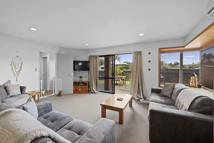 33 Beaumont Crescent Frankleigh Park_3