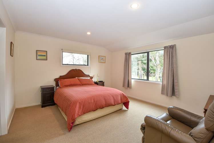 20 Hilton Road Carterton_8
