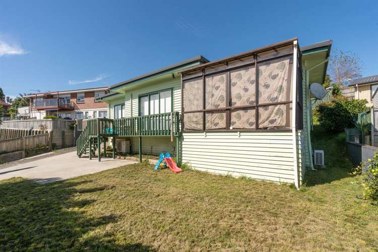 35 Livingstone Avenue Nawton_13