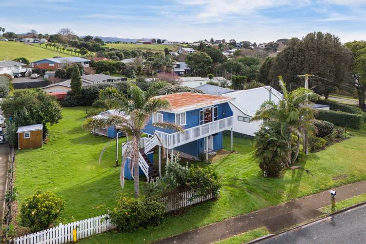 54 Athenree Road Athenree_5