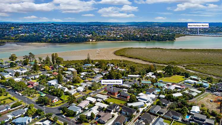 5 Dawnhaven Drive Te Atatu Peninsula_25
