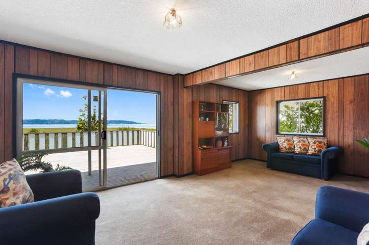 42 Rewarewa Road Te Atatu Peninsula_28