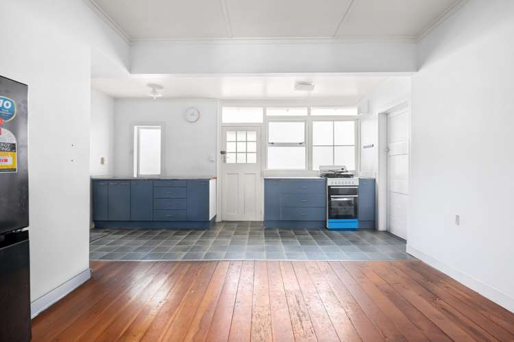 16 Coates Street Hamilton East_3