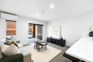 123/126 Commerce Street_4