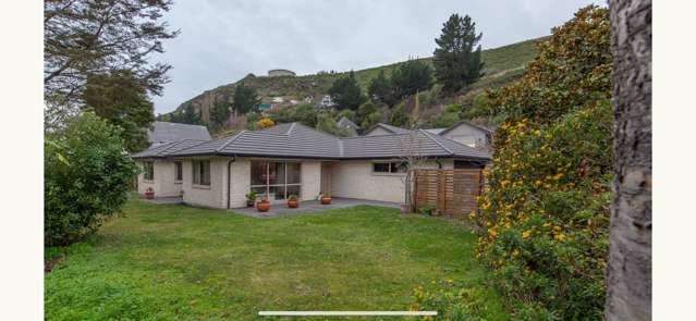 3 Pukeuri Lane Hillsborough_1