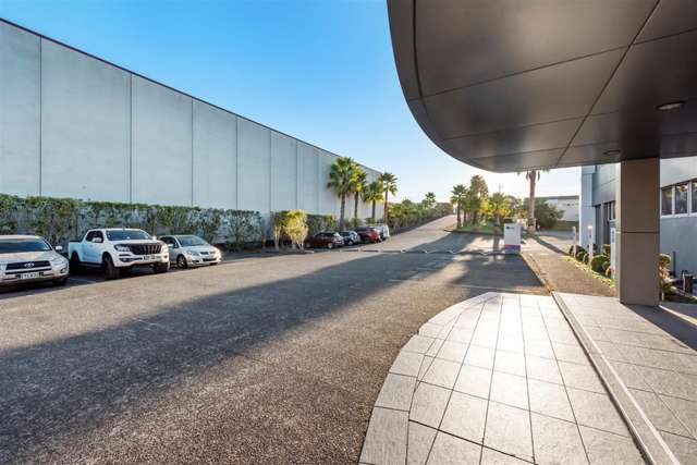 30-32 & 38-44 Bruce McLaren Road Henderson_4