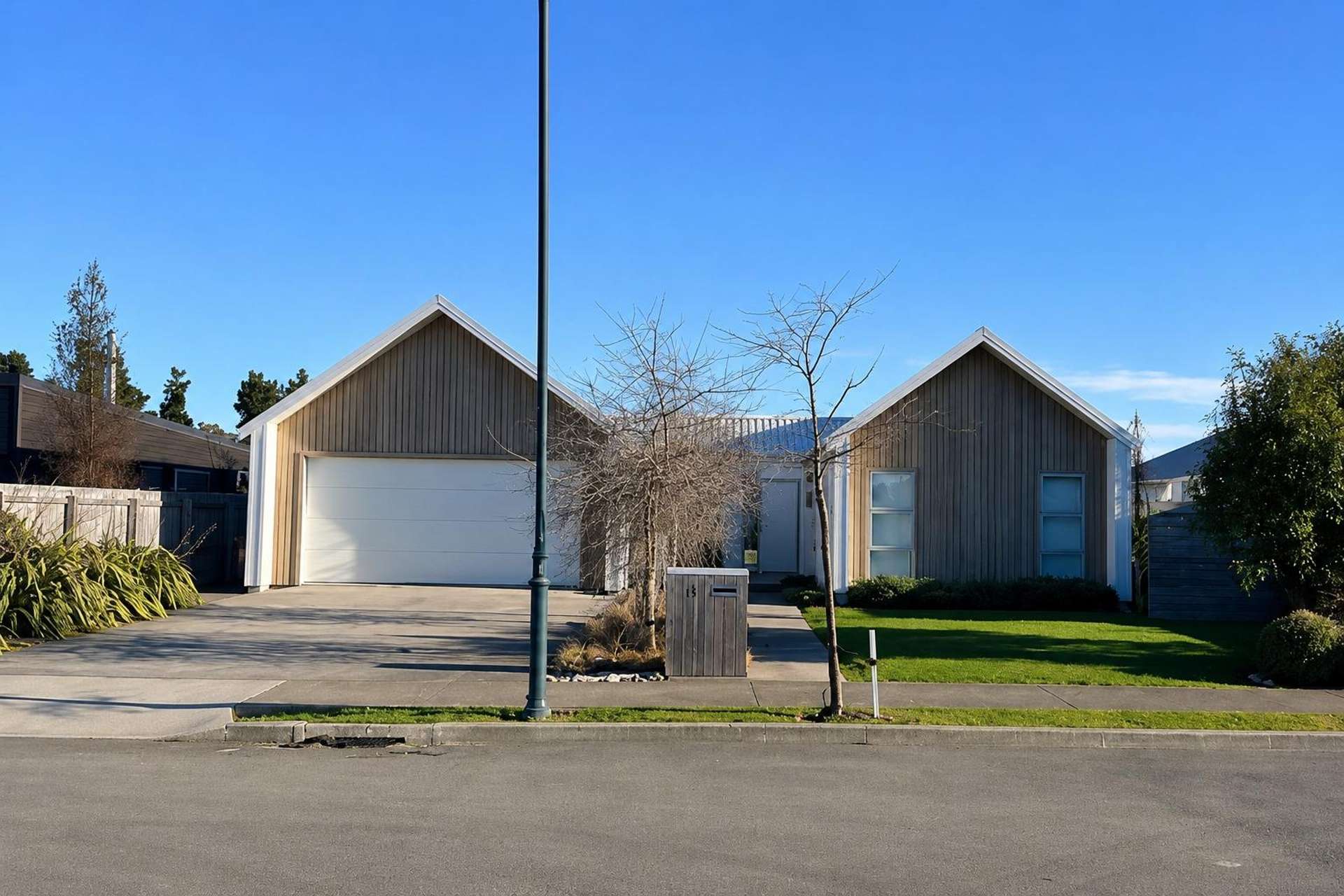 18 Tuatahi Ave 10754_0
