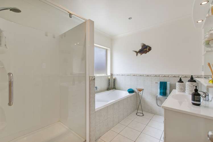 20 Swordfish Place Maraetai_12