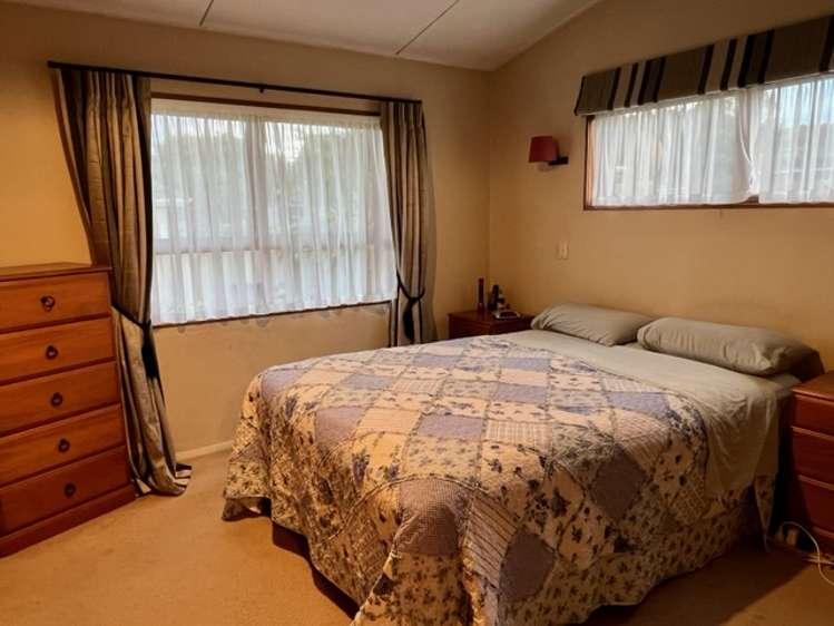 36 Manse Road Pahurehure_5