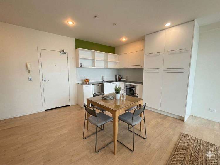 1304/30 Beach Road_3