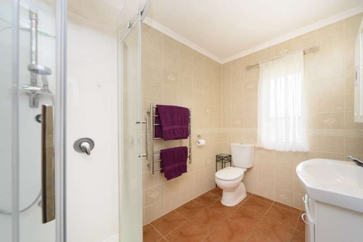 12 Grey Street Marton_18