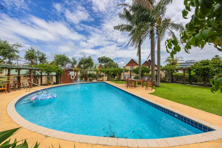 6/52 Taharoto Road Takapuna_13