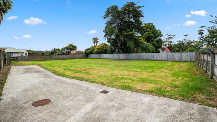 12 and 14 Aitkenhead Court, Parakai Helensville_19