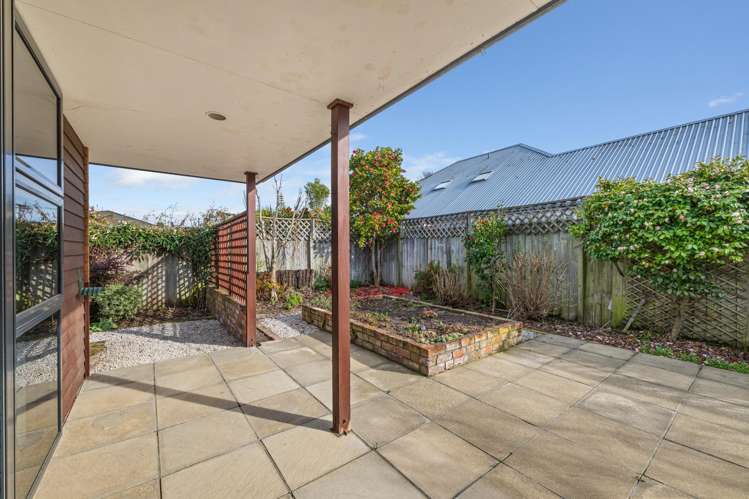 3A Livingstone Place Springlands_16