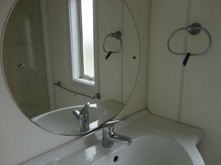 142 Bassett Road Remuera_13