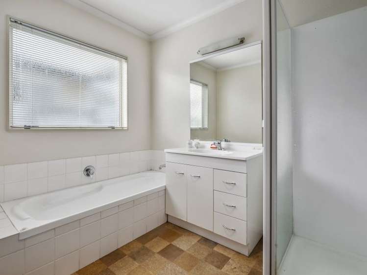 50 Waikite Road Welcome Bay_18