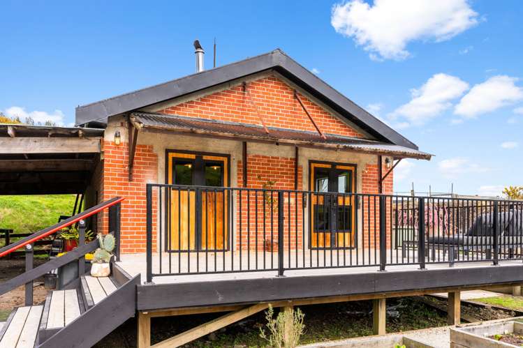 328 Gladstone Road North Wingatui_26