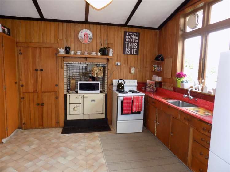 4 Silverton Road Waihi_11