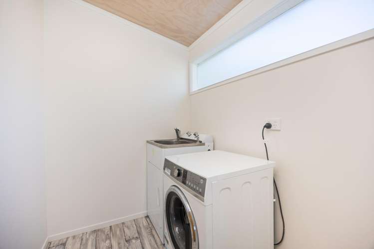 12 Trewin Street Feilding_26
