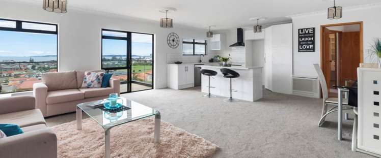 1 Orewa Heights Crescent Orewa_7