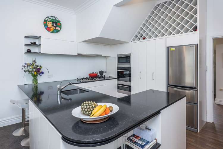 33 Hobson Crescent Thorndon_6