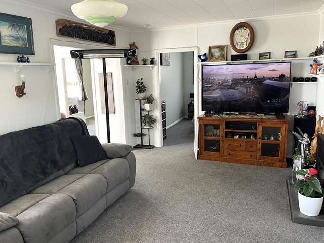 2 Stewart Street Waimangaroa_4