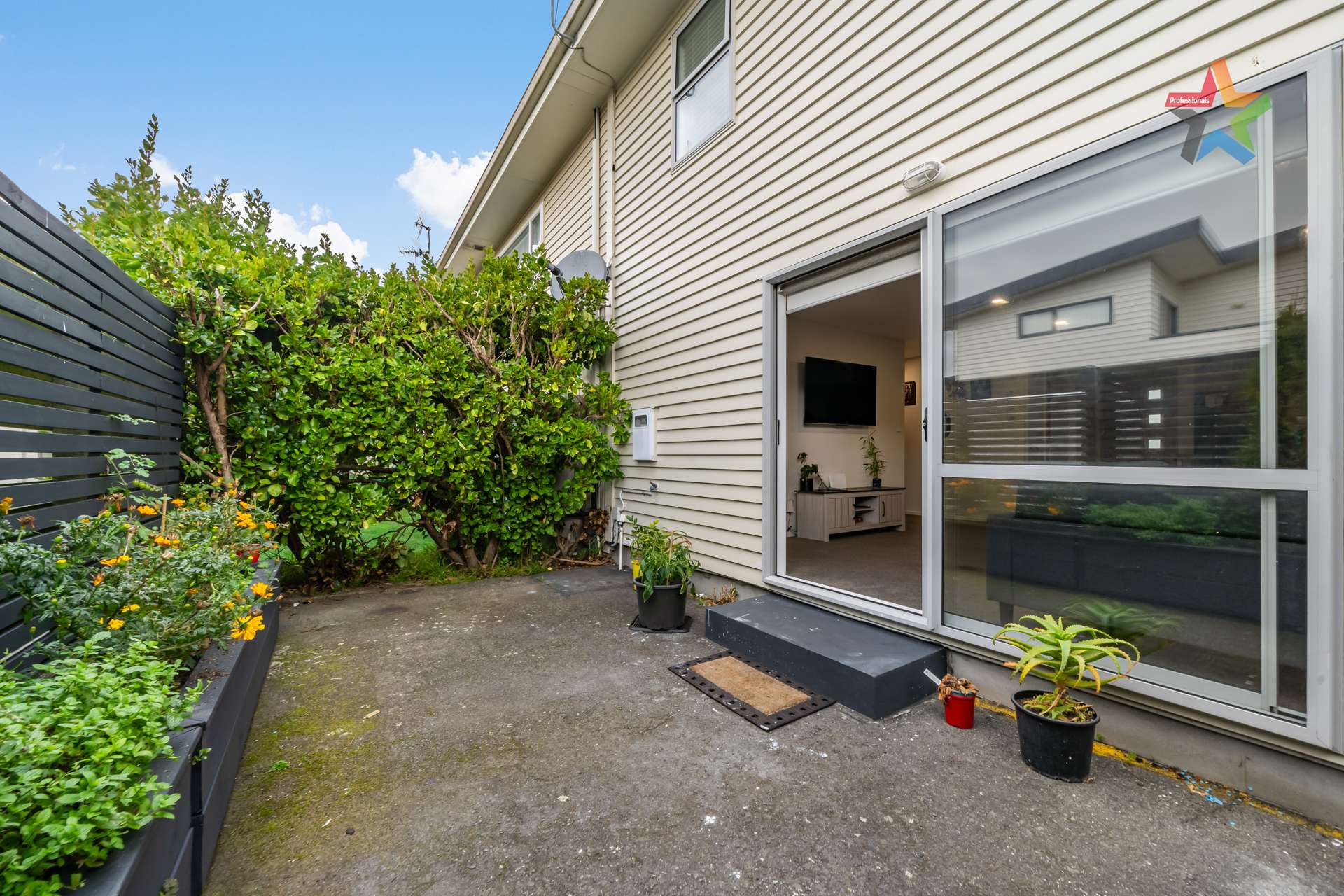 9/31 Tennyson Street Petone_0