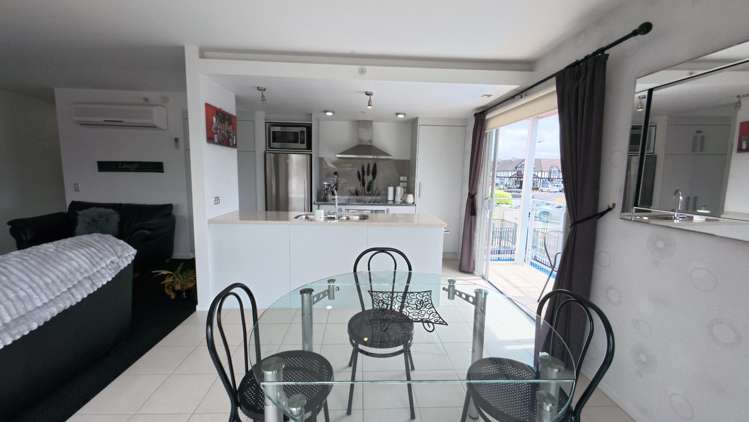 18/101 Roberts Street 11210_3