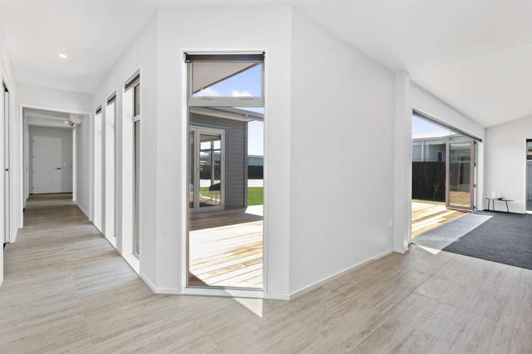 17 Picadilly Avenue Casebrook_16