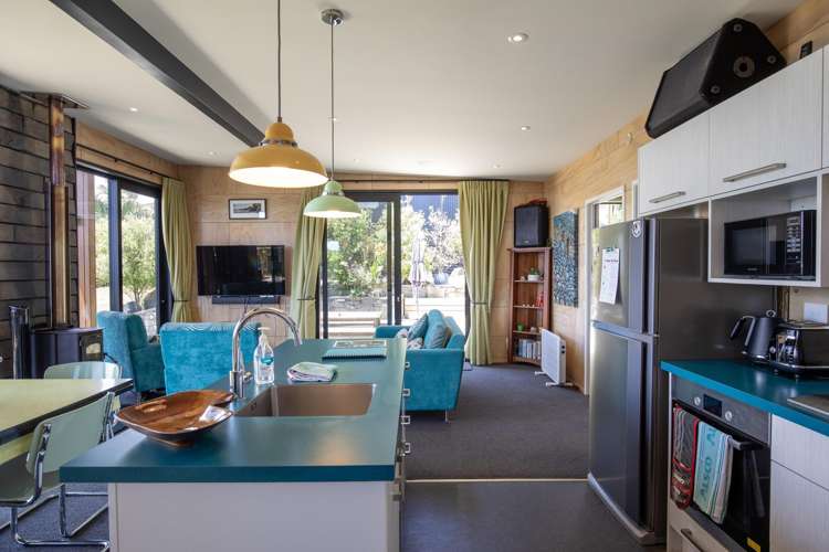 14 Whaanga Road Raglan_15