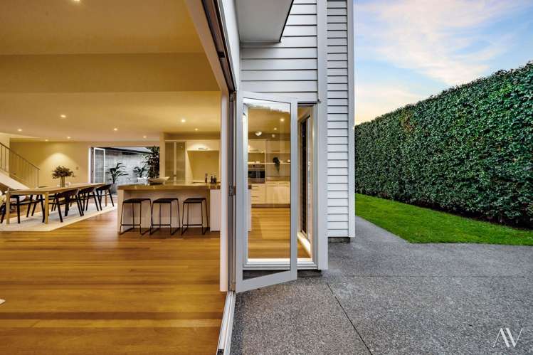 39 English Oak Drive Schnapper Rock_27