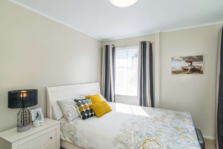 186 Hanson Street Newtown_10