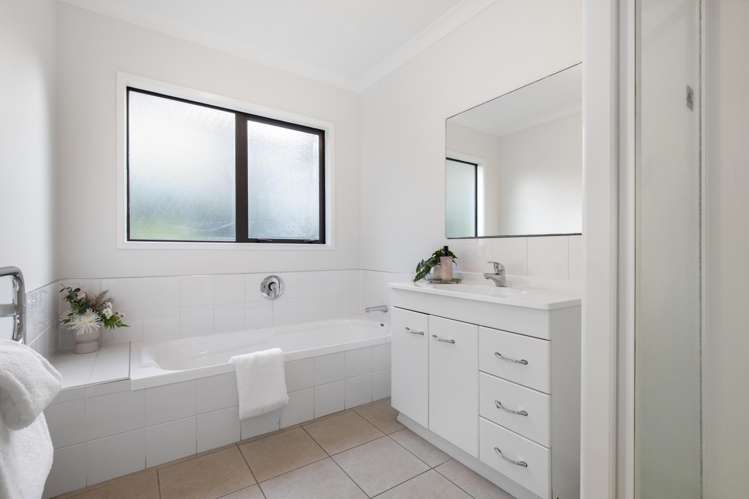 7 The Glade South Pukekohe_12